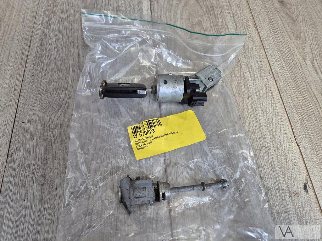 Peugeot 3008 en 5009 contactslot met sleutel 2009 - 2017 €30, -, Utilisé, -, Peugeot