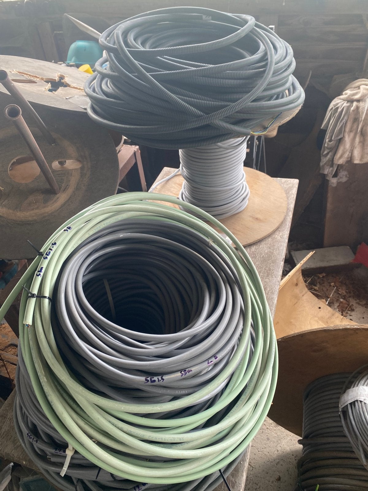 Overschot kabel xvb, exvb,xgb,flex: 3g1,5-5g1,5-3g2,5-5g2,5, Doe-het-zelf en Bouw, Ophalen, Zo goed als nieuw