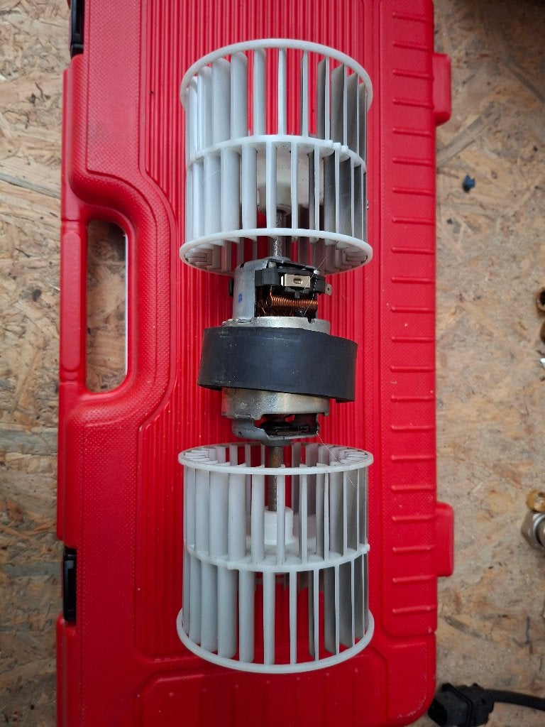 BMW e21 kachelventilator 64 11 1 371 958, Ophalen of Verzenden, Gebruikt, BMW