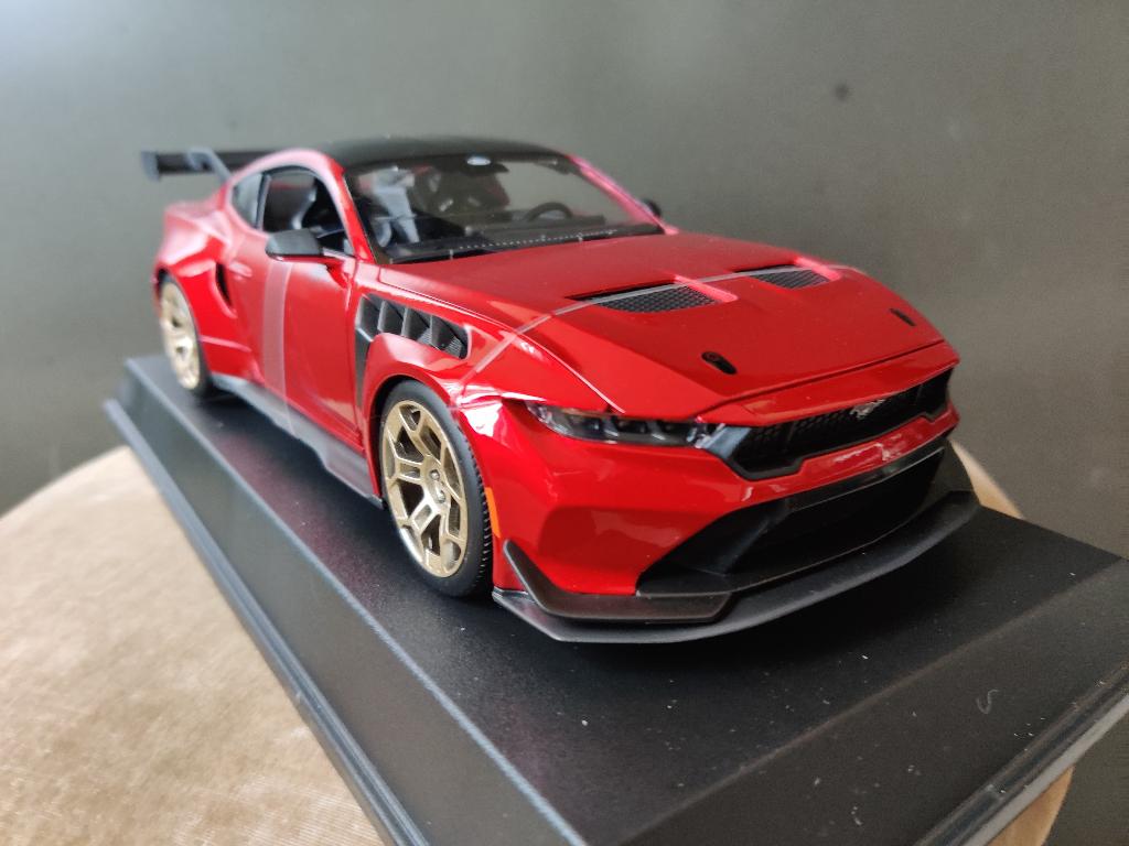 Ford Mustang GTD 2025 Maisto 1/18e neuve, en boîte., Ophalen of Verzenden, Nieuw, Auto, Maisto