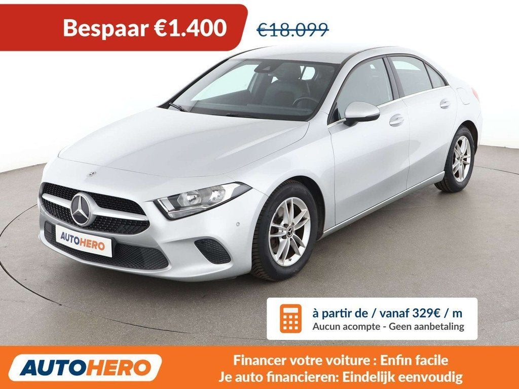 Mercedes-Benz A-Klasse 180 A 180 d Style (automatique), Autos, Mercedes-Benz, Achat, 116 ch, Détection des panneaux routiers, Noir