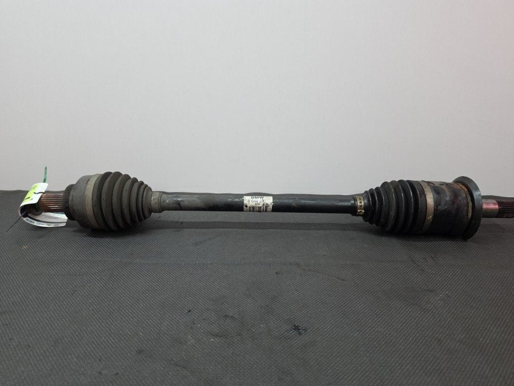 AANDRIJFAS LINKS ACHTER BMW 1 serie (F20) (01-2010/06-2019), Gebruikt, BMW, Petuelring 130
80809  München, DE, Bayerische Motoren Werke AG