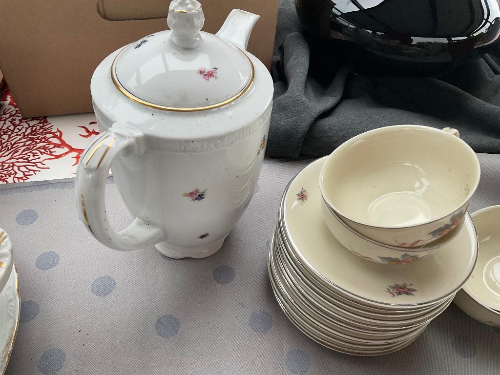 Vintage eetservice, diverse stukken.., Huis en Inrichting, Keuken | Servies, Ophalen, Gebruikt, Overige stijlen, Kop(pen) en/of Schotel(s)