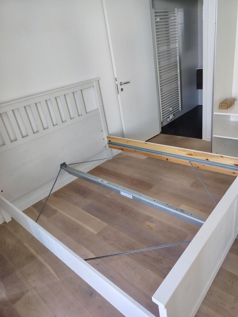 IKEA HEMNES Bedframe – Wit – 160x200 cm, Huis en Inrichting, Slaapkamer | Bedden, Ophalen, Verstelbaar, Wit, Tweepersoons