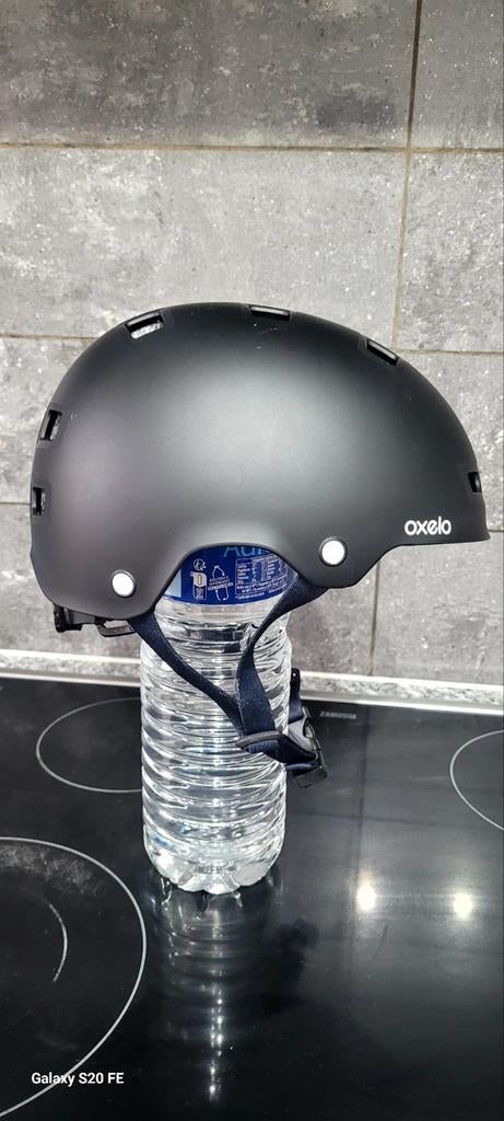 Casque, trottinette, skateboard S, Enlèvement ou Envoi