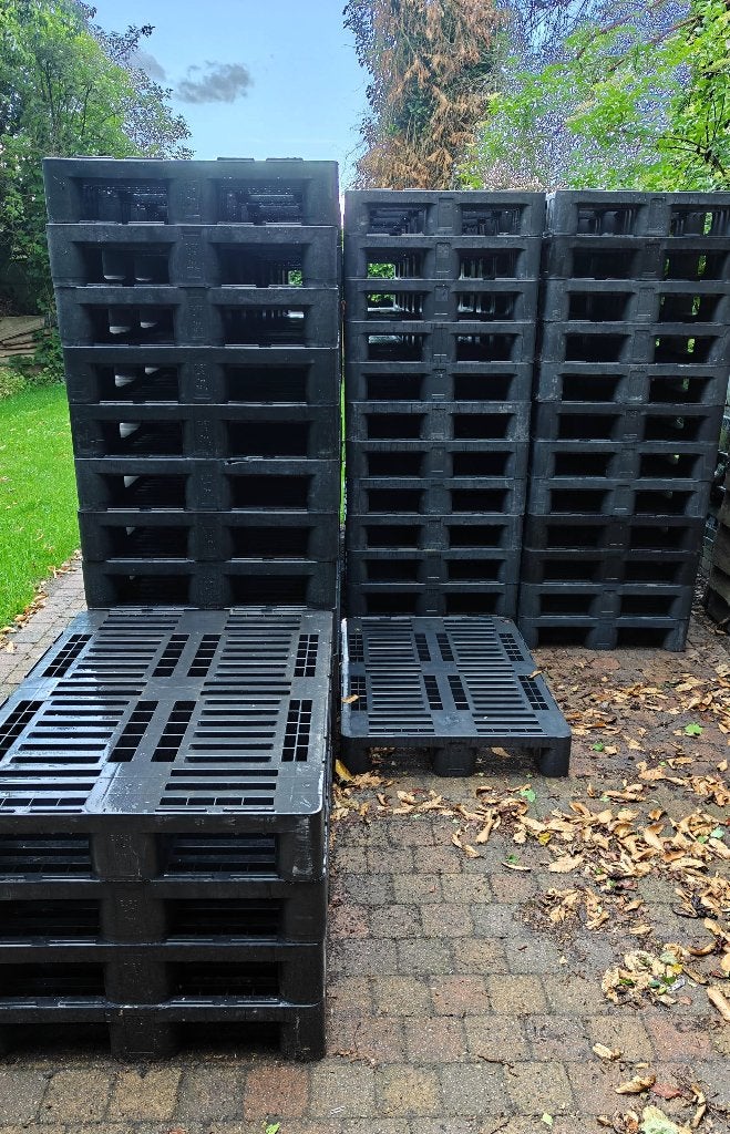 Partij kunststof paletten 60 stuks, Ophalen, Gebruikt