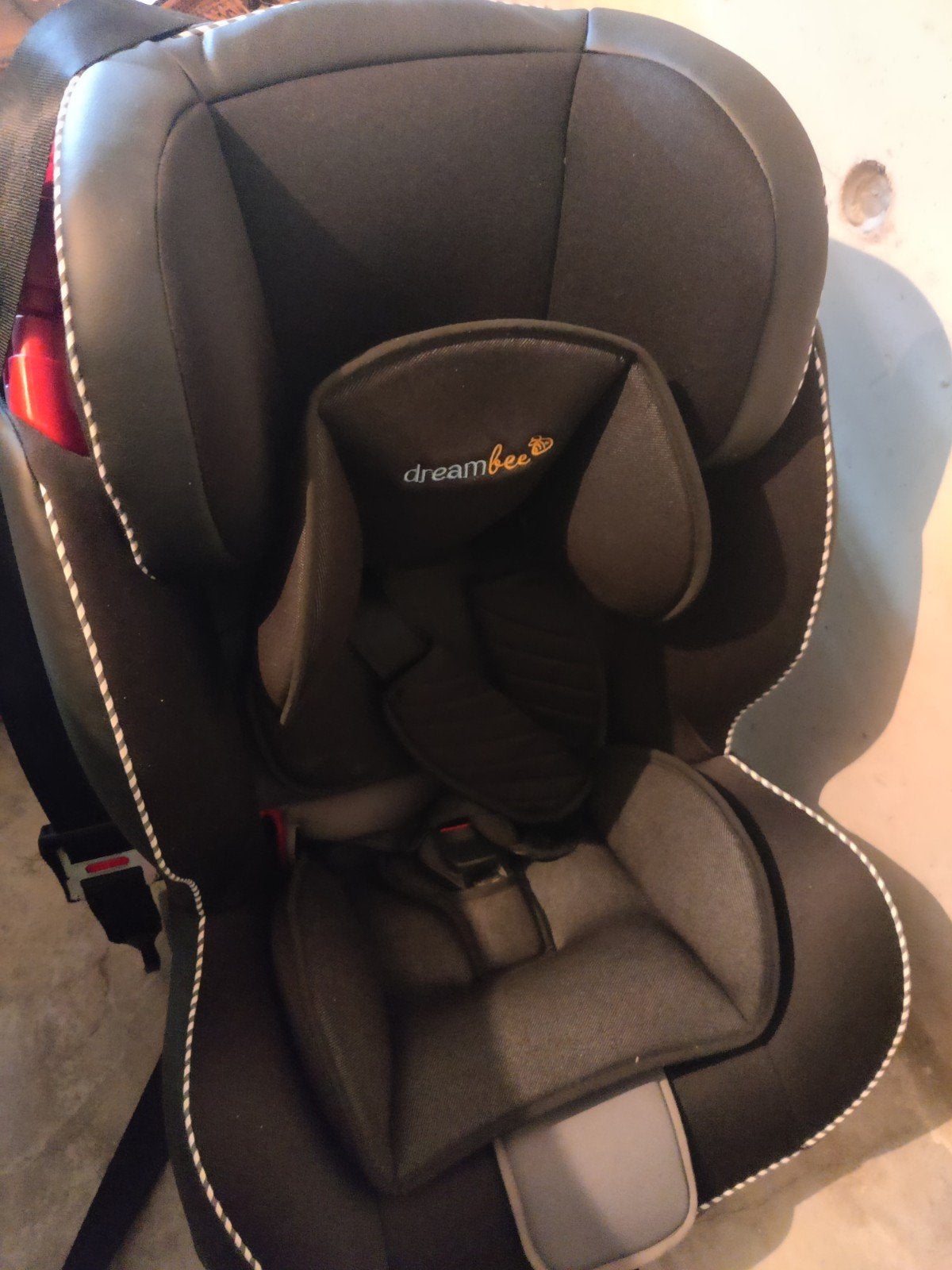 Dreambee Autostoeltje, Enlèvement