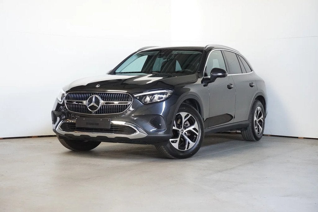 Mercedes-Benz GLC 200 4M - TREKHAAK WEGKLAPBAAR (bj 2025), Gebruikt, Parkeersensor, https://public.car-pass.be/vhr/f0812afd-b002-4f0e-a5bd-544b62b80be6