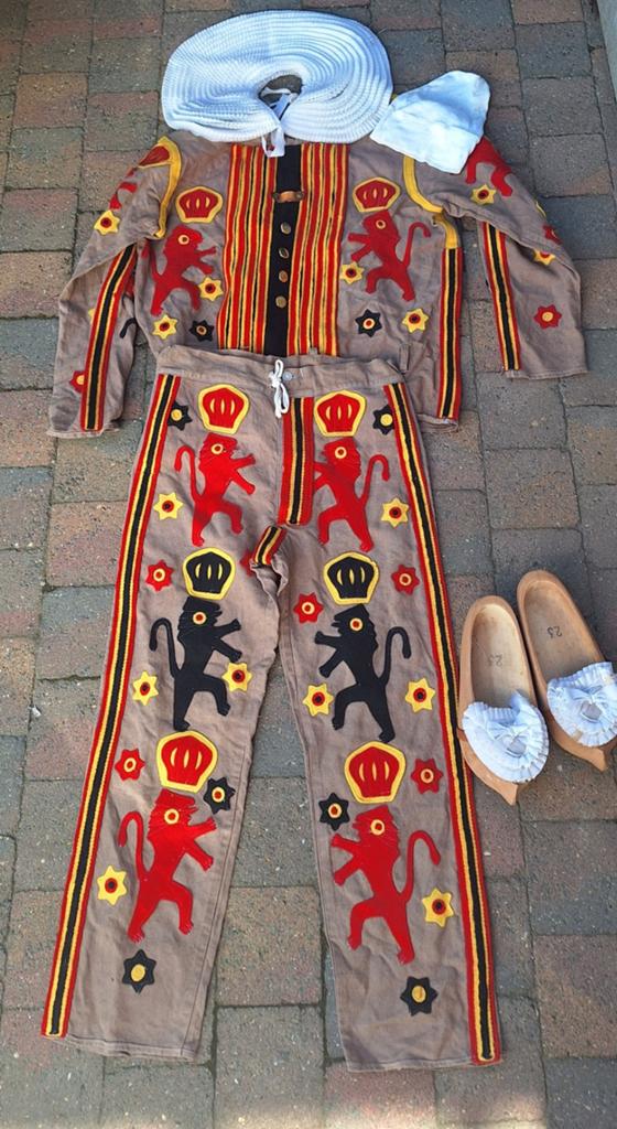 Costume de Gilles Neuf, Enlèvement