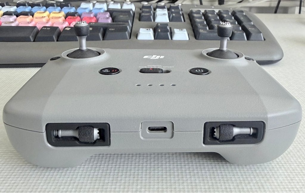 DJI drone controller, Cameradrone, Ophalen of Verzenden, Zo goed als nieuw, DJI