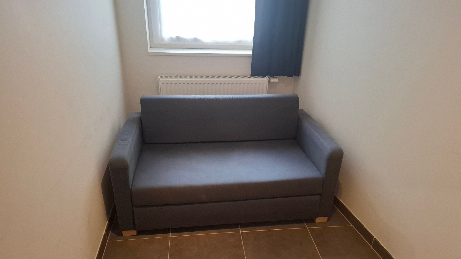 IKEA tweezit zetel en slaapbank, Huis en Inrichting, Zetels | Zetels, Ophalen, Gebruikt, Tweepersoons, Rechte bank