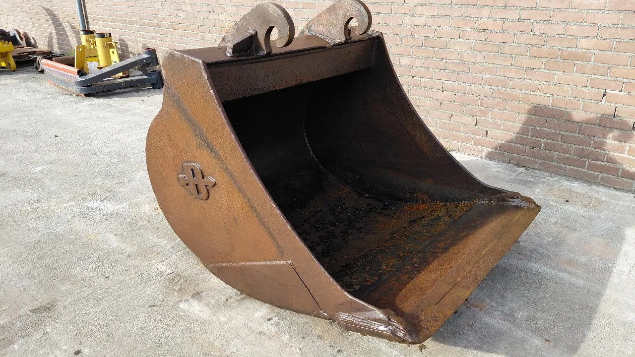 Verachtert CW30 / CW40 digging bucket / 2.1m3 / 1.40m