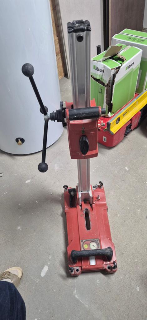 Hilti DD 150-U, Bricolage & Construction, Outillage | Fraiseuses, Enlèvement