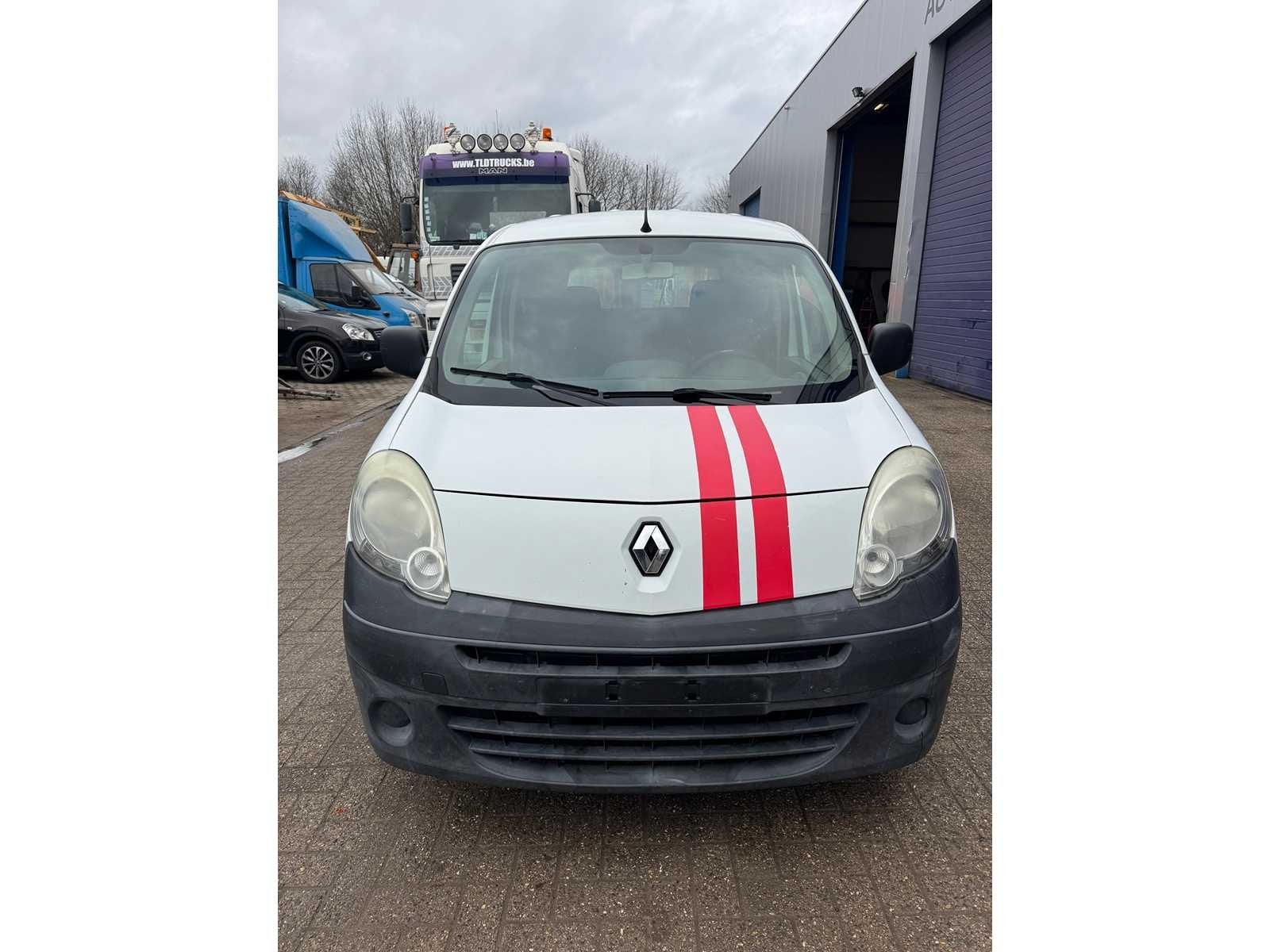 RENAULT - KANGOO - Véhicule commercial, Autos, Camionnettes & Utilitaires, Achat, Entreprise, Diesel, Euro 4