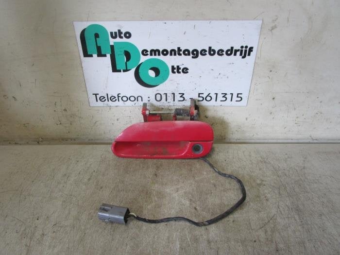 Poignée portière 2portes gauche d'un Mazda MX-6 (MX-6 92-), -, Mazda, Utilisé, -