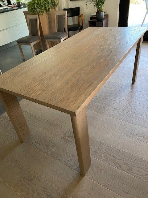 table à manger moderne en chêne, 150 à 200 cm, Cinq personnes ou plus, Comme neuf, Enlèvement