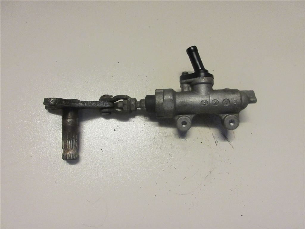 Suzuki GSX600F rempomp achter GSX600 achterrempomp GSX 600, Motoren, Ophalen of Verzenden, Gebruikt