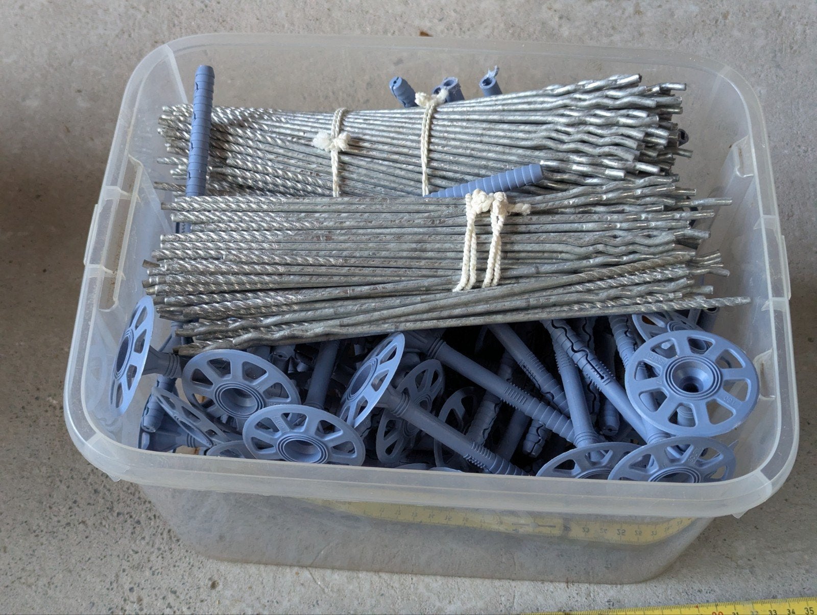 Isolatiepluggen met slag spouwankers (15cm plug / 25cm), Doe-het-zelf en Bouw, Ophalen, Pluggen