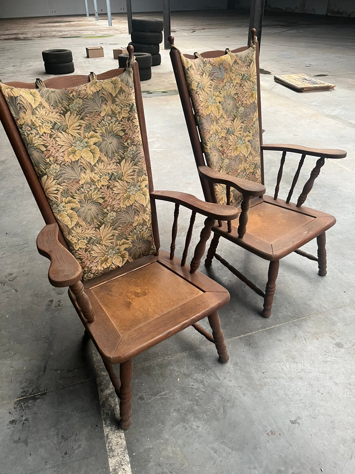 Set van 2 landelijke houten armstoelen, Antiek en Kunst, Ophalen