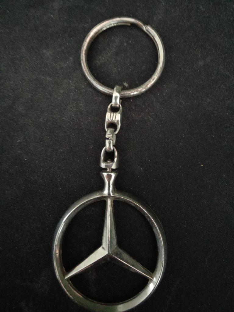 porte clés Mercedes, Verzamelen, Sleutelhangers, Ophalen of Verzenden