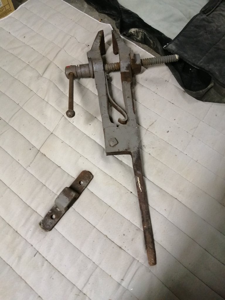 Etau, Enlèvement, Utilisé, 70 à 120 cm, Étau