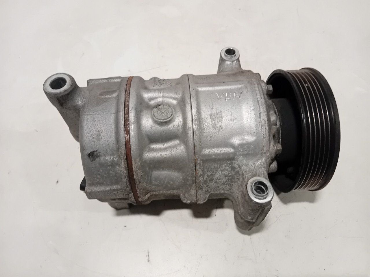 Airco pomp Skoda Fabia, Onderdelen@venauto.nl, Van der Ven Autorecycling B.V., Gebruikt, Ettenseweg 76, 4706 PB Roosendaal, The Netherlands