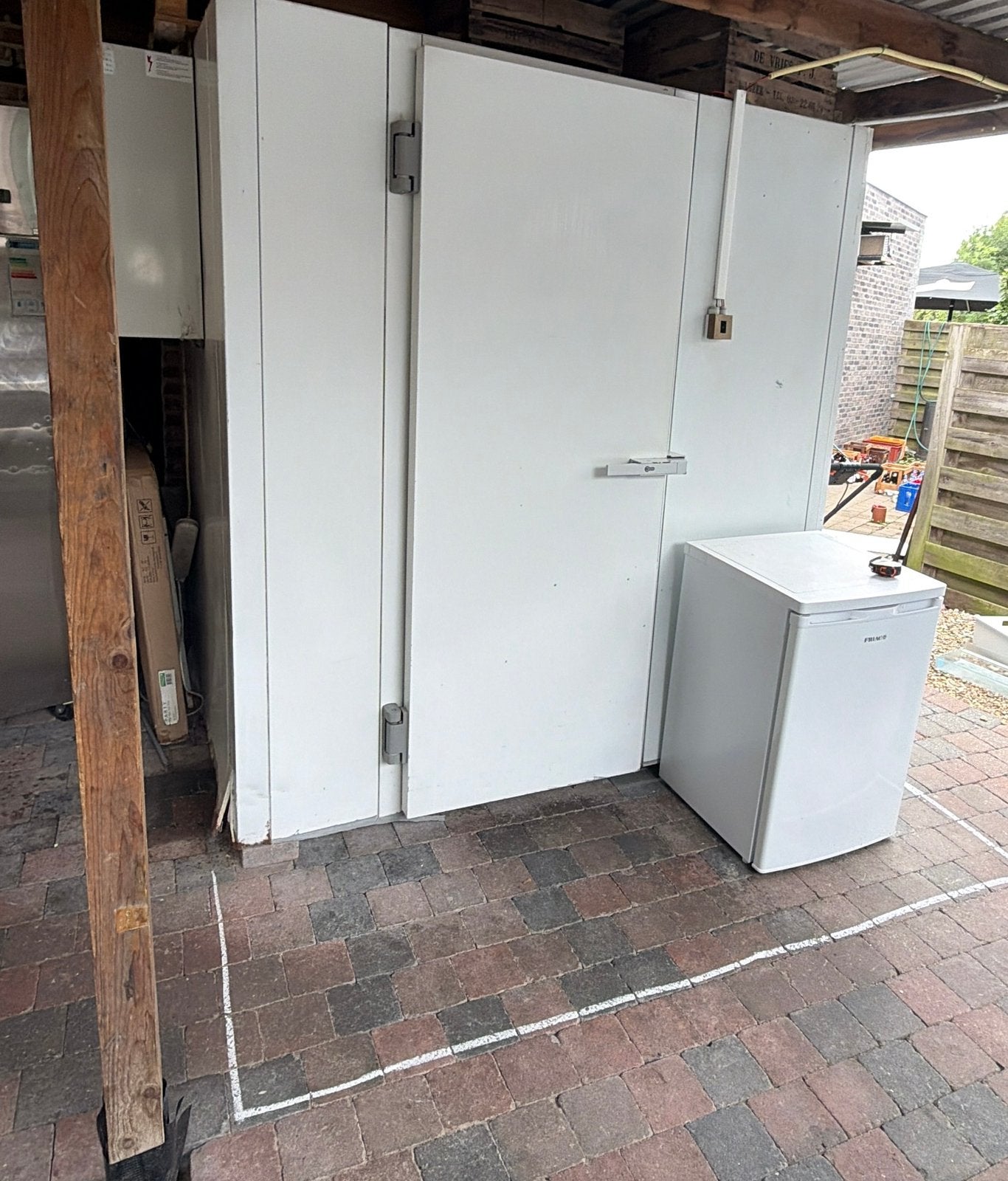 Koelcel - 200x140x210cm - ouder model voor binnen, Zakelijke goederen, Horeca | Keukenapparatuur, Ophalen of Verzenden, Gebruikt