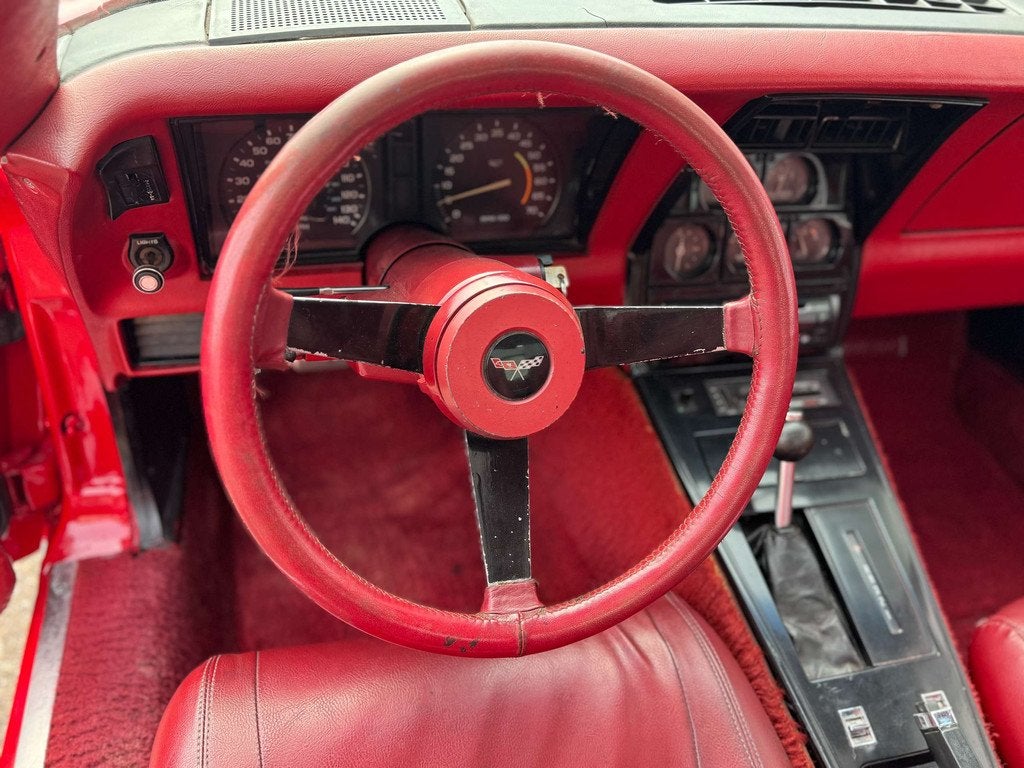Chevrolet Corvette C3 (bj 1979, automaat), foto 6