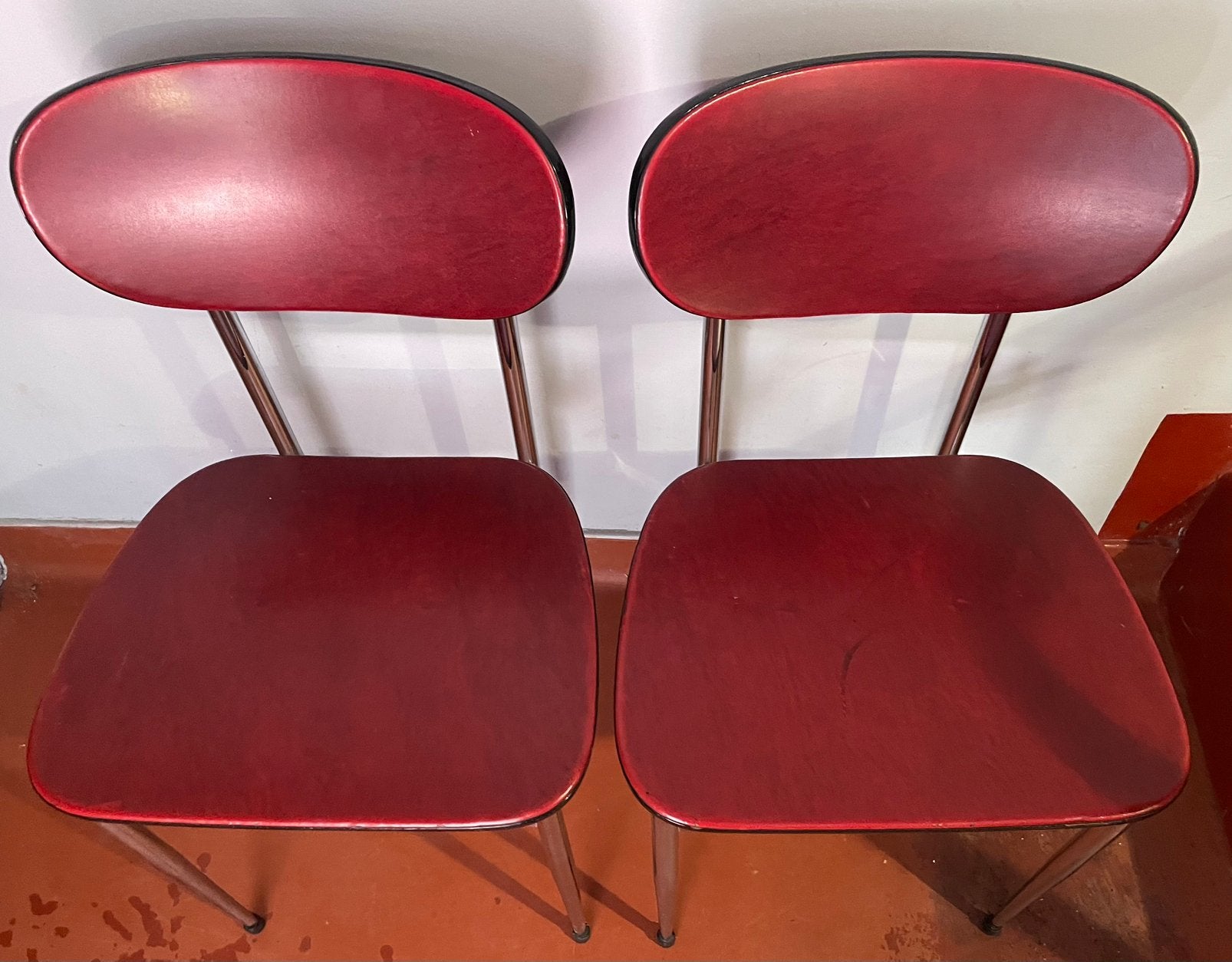 Vintage rode Formica keukenstoelen (jaren 60)-In prima staat, Ophalen, Twee, Retro | Vintage, Rood