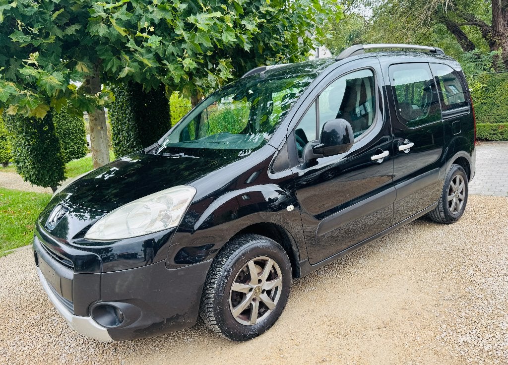 MOOIE PEUGEOT PARTNER TEEPEE 1.6HDI AIRCO GEKEURD, Auto's, Voorwielaandrijving, Euro 5, Zwart, Bedrijf