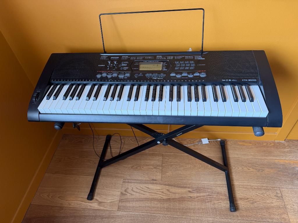Casio CTK-3000 keyboard, Muziek en Instrumenten, Keyboards, Ophalen, Casio, 61 toetsen, Midi-aansluiting