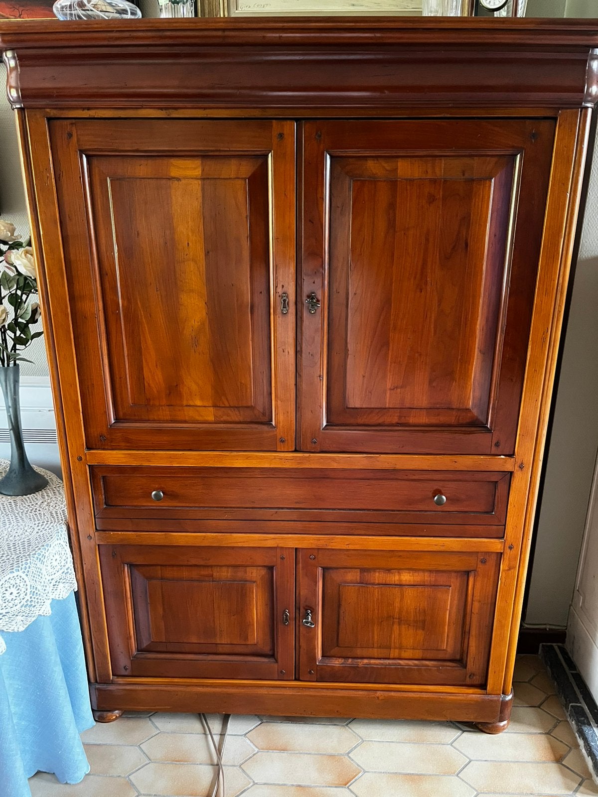 Tv-kast massieve kers, Cerisier, Comme neuf, 100 à 150 cm, Enlèvement