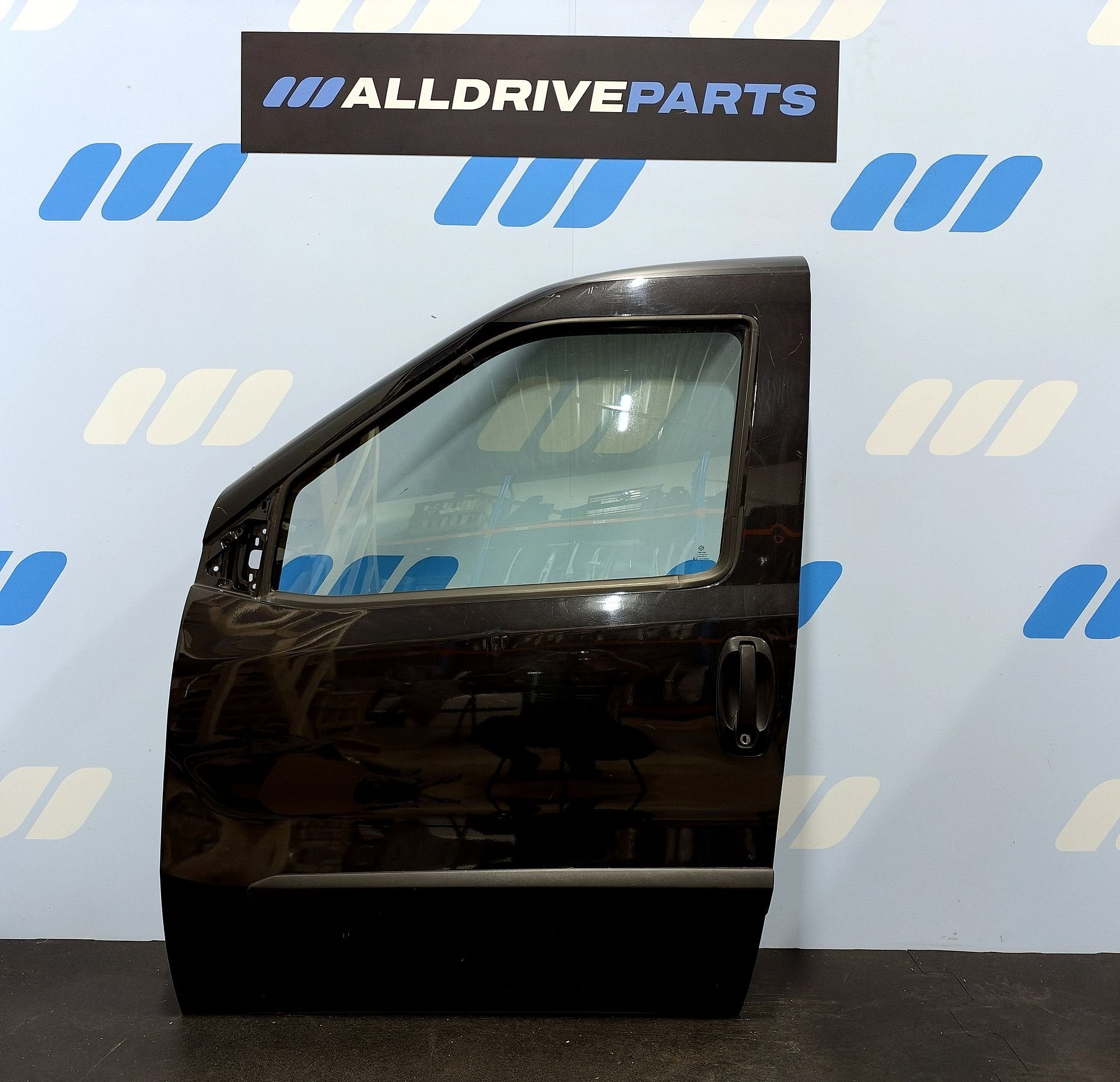 Fiat Doblo Opel Combo voorportier links zwart 52014834