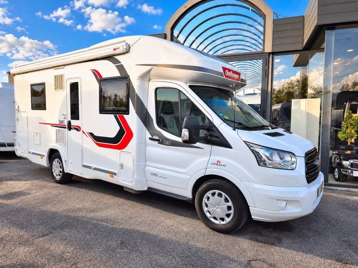 Challenger Quartz 380, Chemisch toilet, ABS, Ford, Bedrijf