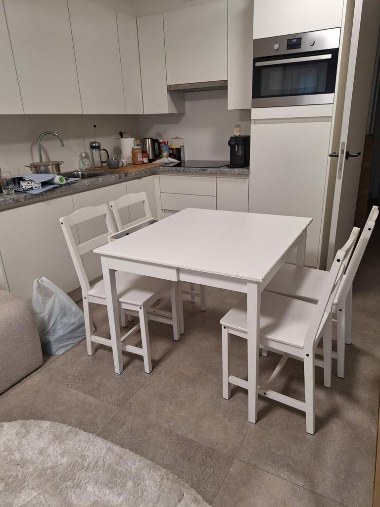 Keukentafel met 4 stoelen,, Ophalen