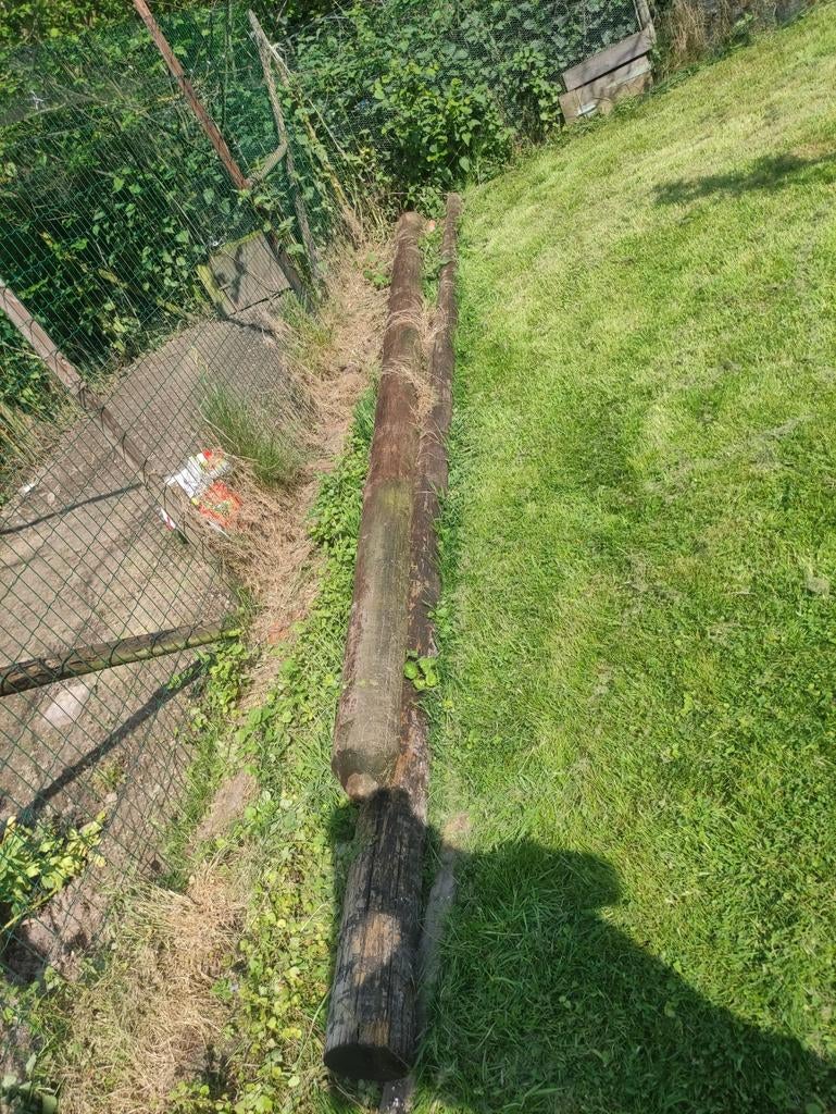 Gratis, 2 houten oude elektriciteits palen, Tuin en Terras, Ophalen