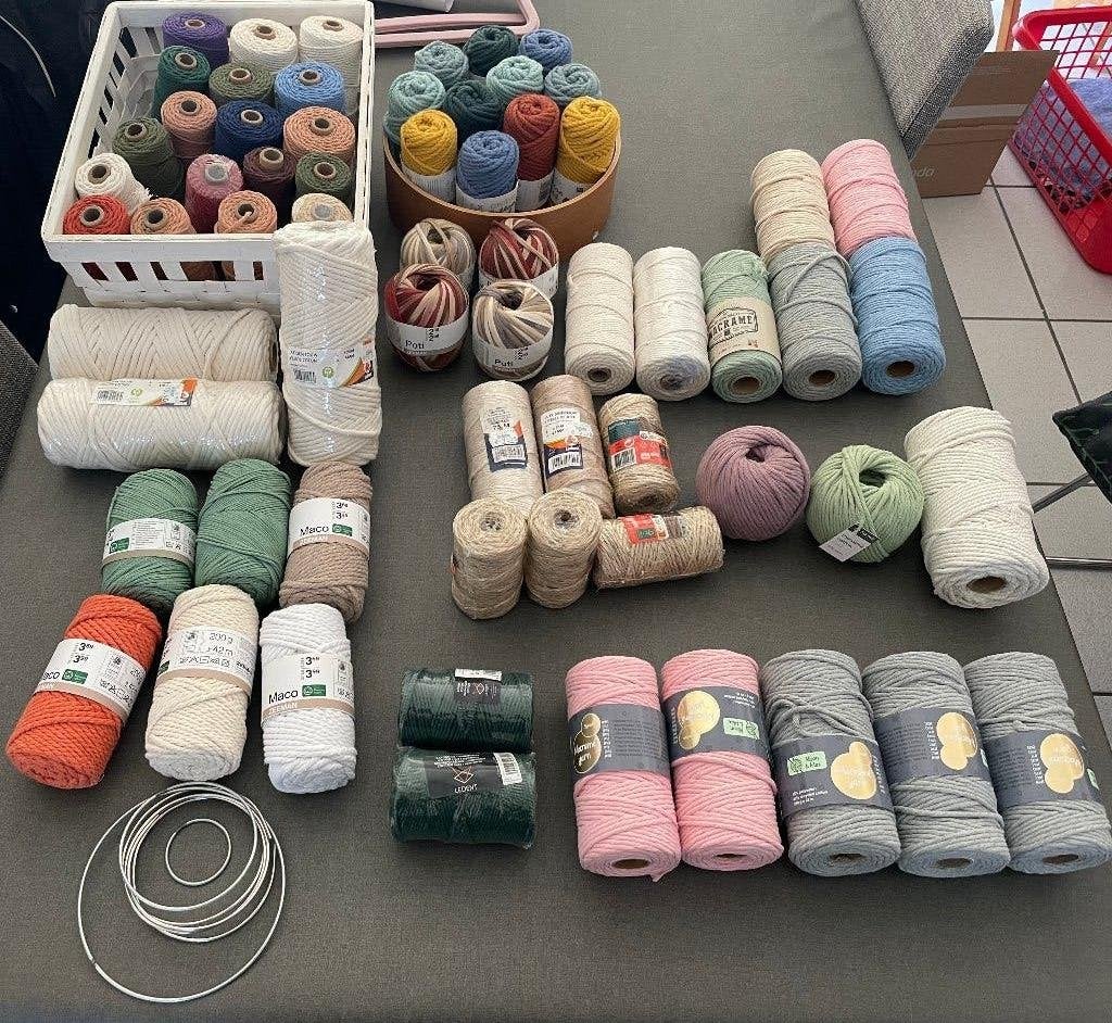 Set van 65 stuks voor Macrame, Hobby en Vrije tijd, Ophalen, Nieuw, Overige materialen, Meerkleurig