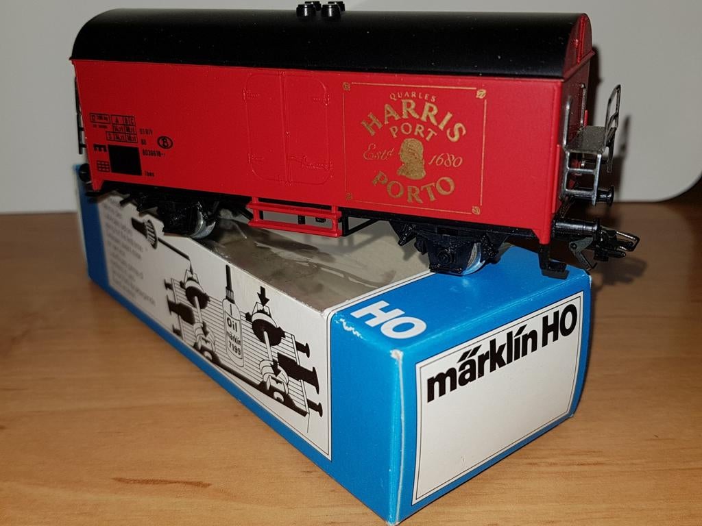 Wagon-réfrigérateur Marklin HO 4415 Harris Port

Très bon ét, Hobby & Loisirs créatifs, Envoi