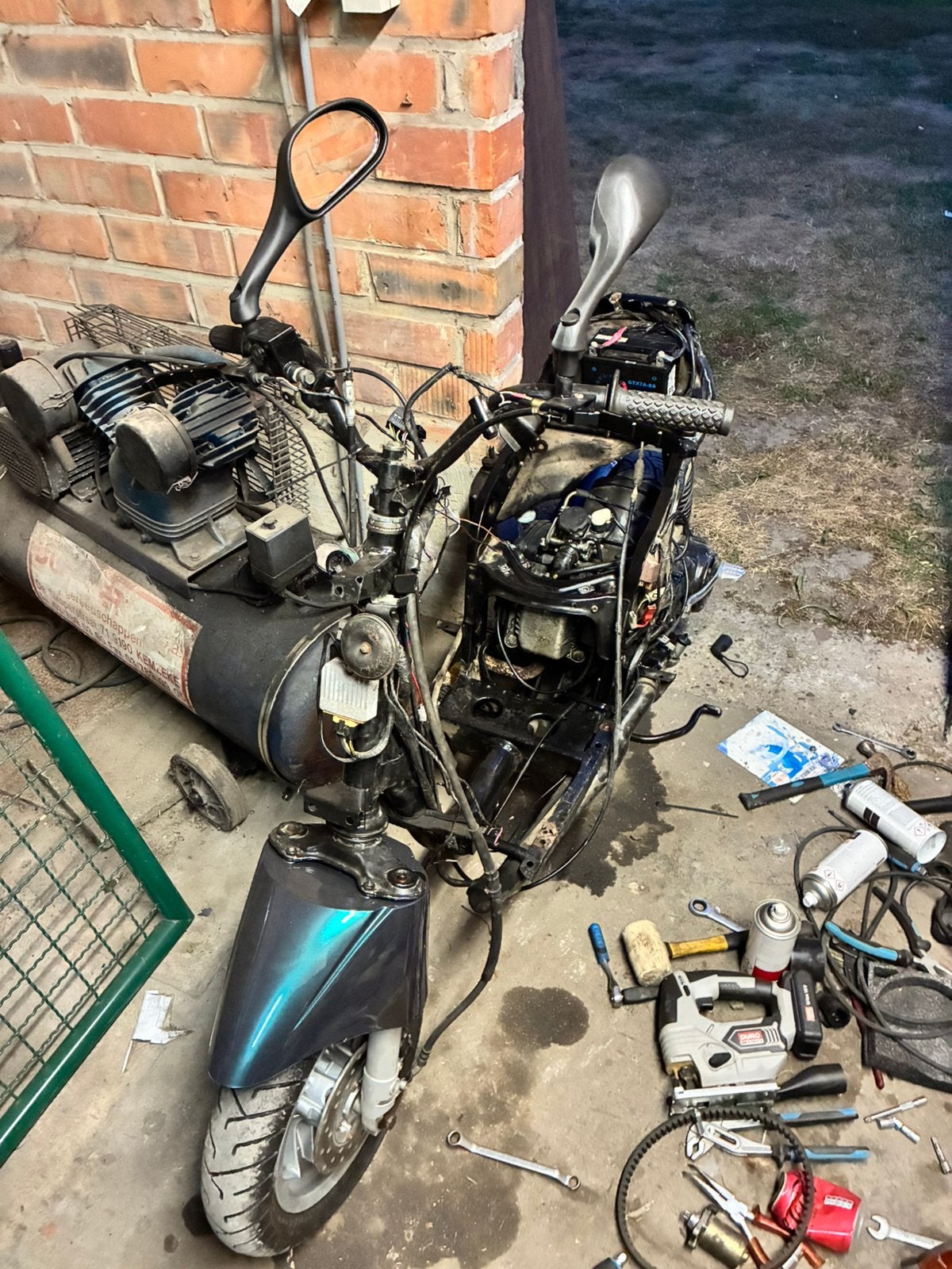 Zip 4t carb b klasse project, Fietsen en Brommers, Ophalen, Zo goed als nieuw