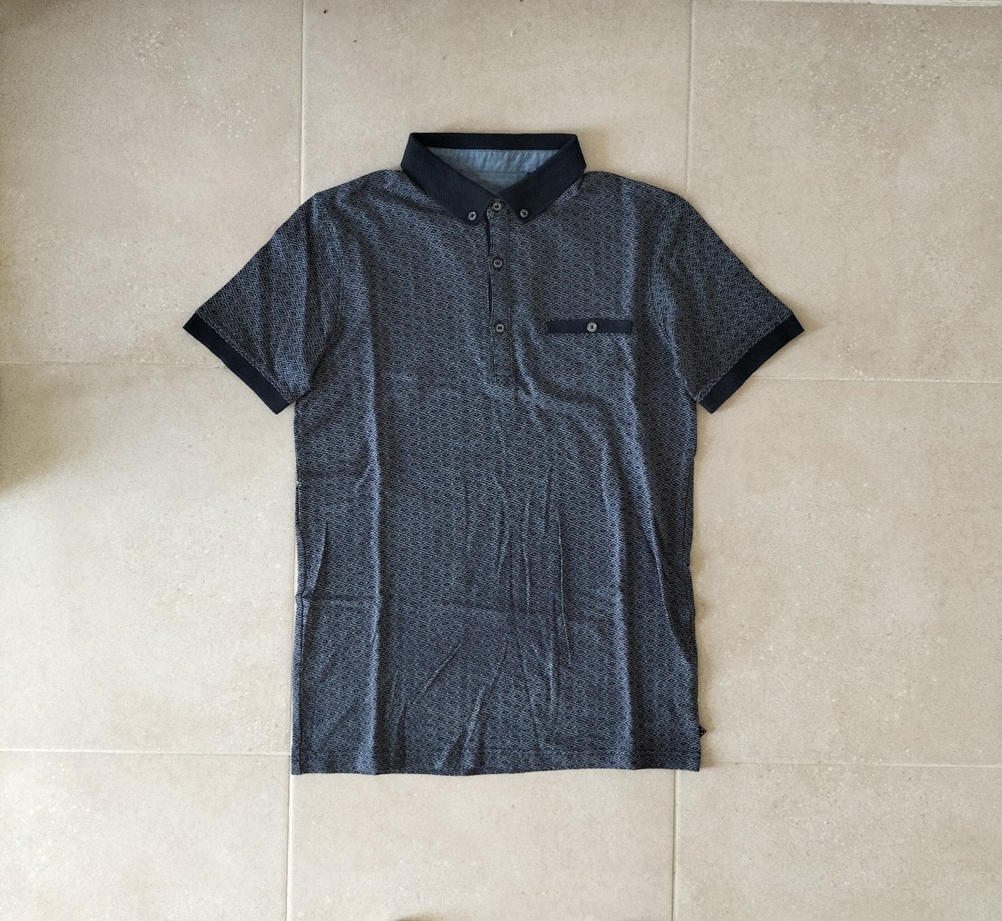 polos pour hommes de différentes marques, Neuf, Autres couleurs, MATINIQUE., Enlèvement