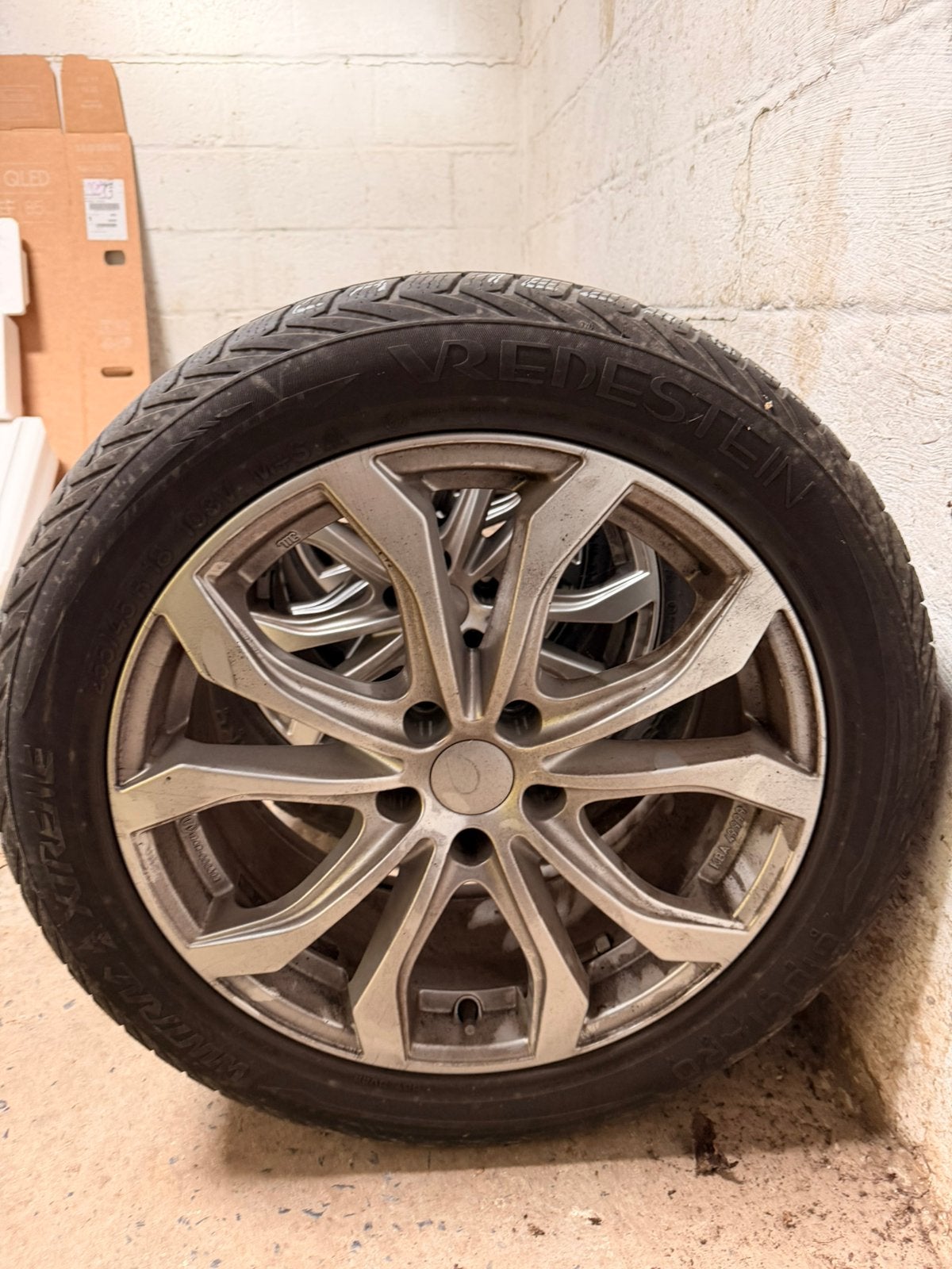 Audi velgen  met winterbanden  255 45 18, Autos : Pièces & Accessoires, Pneus & Jantes, Pneus hiver, 255 mm, Véhicule de tourisme