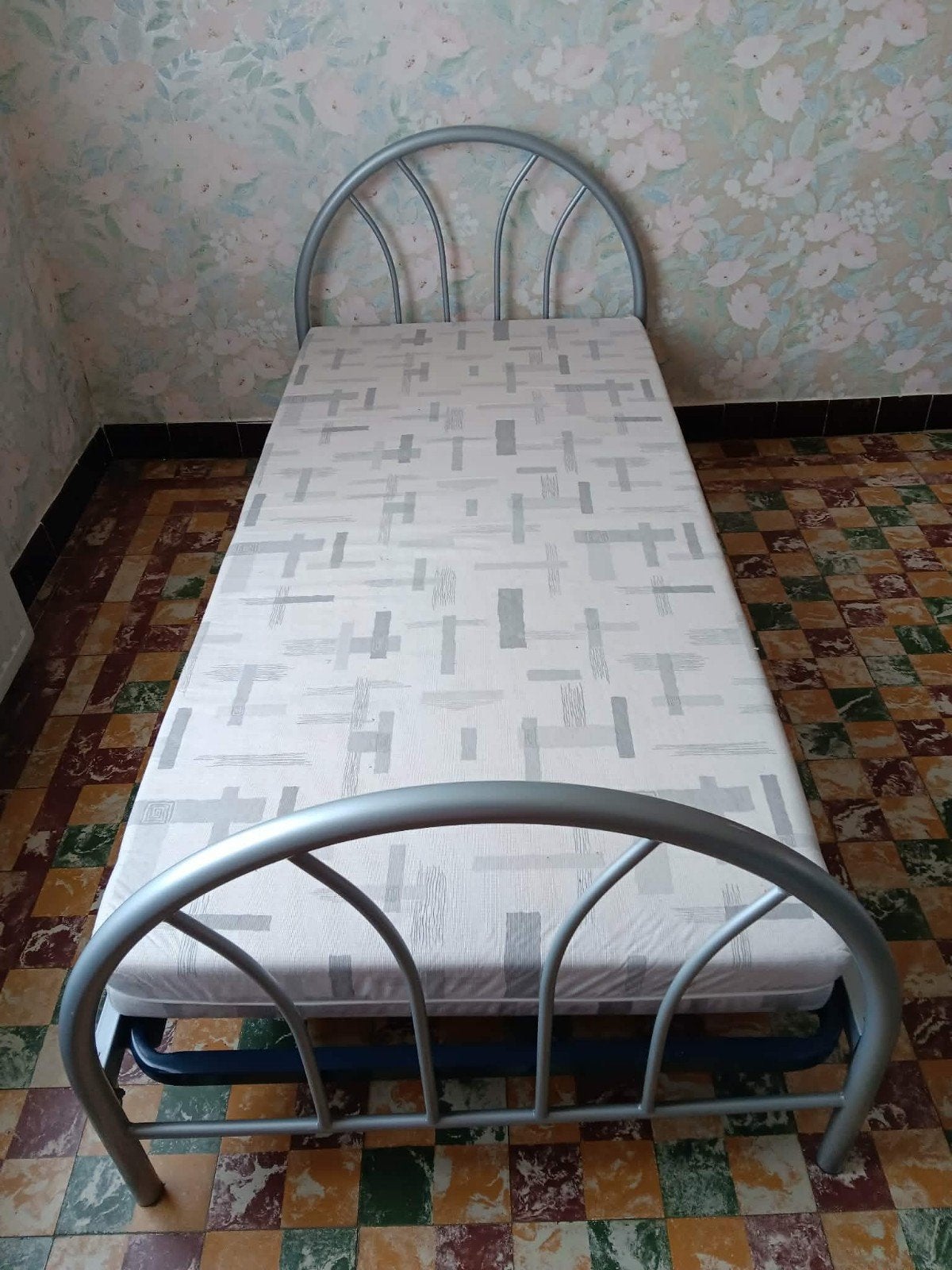 Bed + matras, Ophalen
