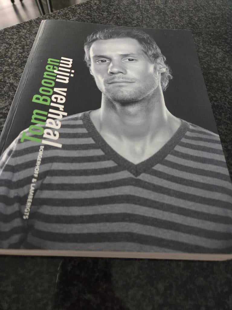 Boek tom boonen mijn verhaal, Ophalen