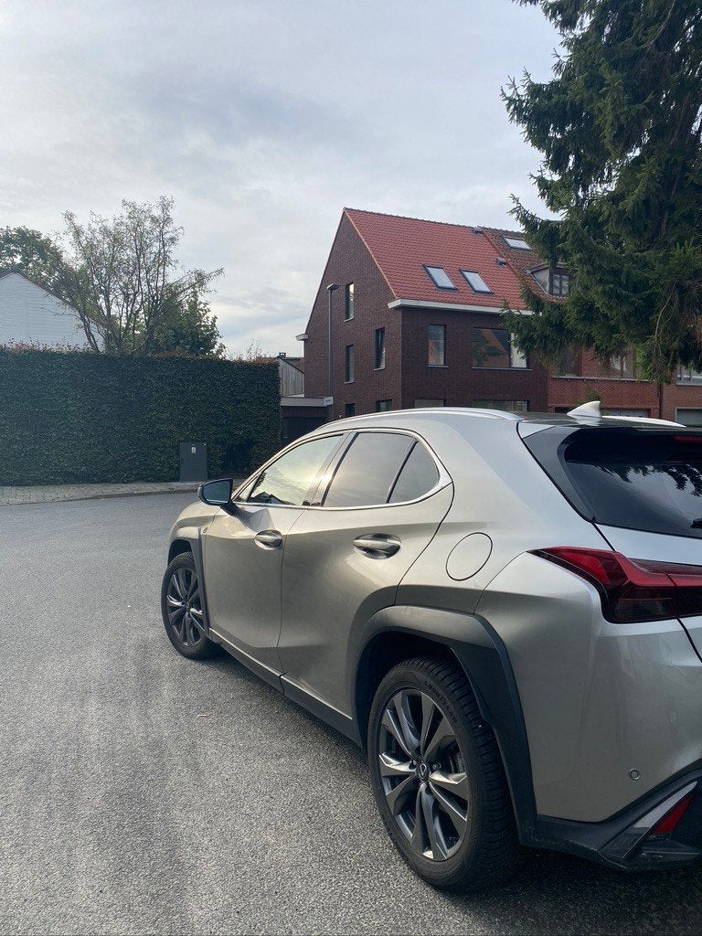 lexus UX 300h FWD FSport - btw verrekenbaar, Auto's, Dealer onderhouden, 4 cilinders, 5 deurs, SUV of Terreinwagen