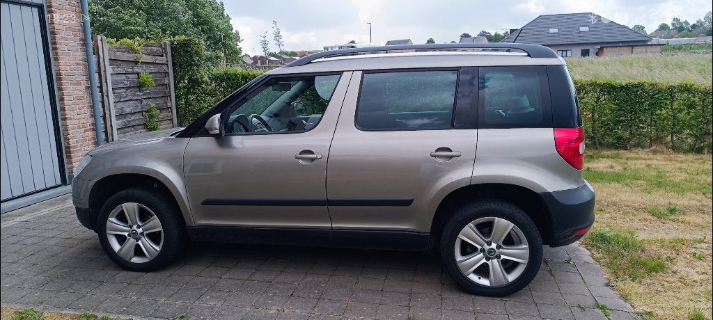 Skoda yeti 4x42, Auto's, Handgeschakeld, Particulier, SUV of Terreinwagen, Te koop
