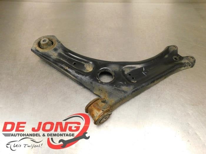 Draagarm links-voor van een Volkswagen Caddy, Gebruikt, -, Volkswagen, -