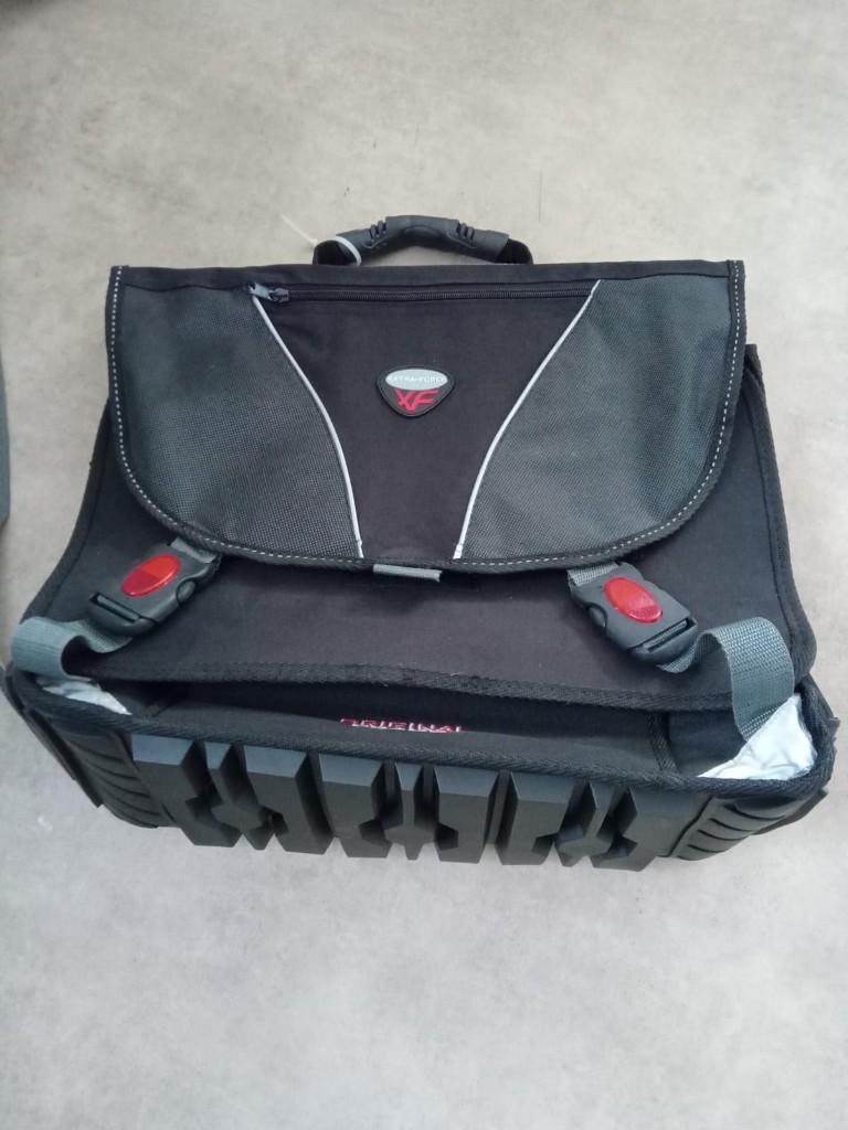 Cartable neuf, Enlèvement ou Envoi, Neuf, Porte-documents ou Cartable