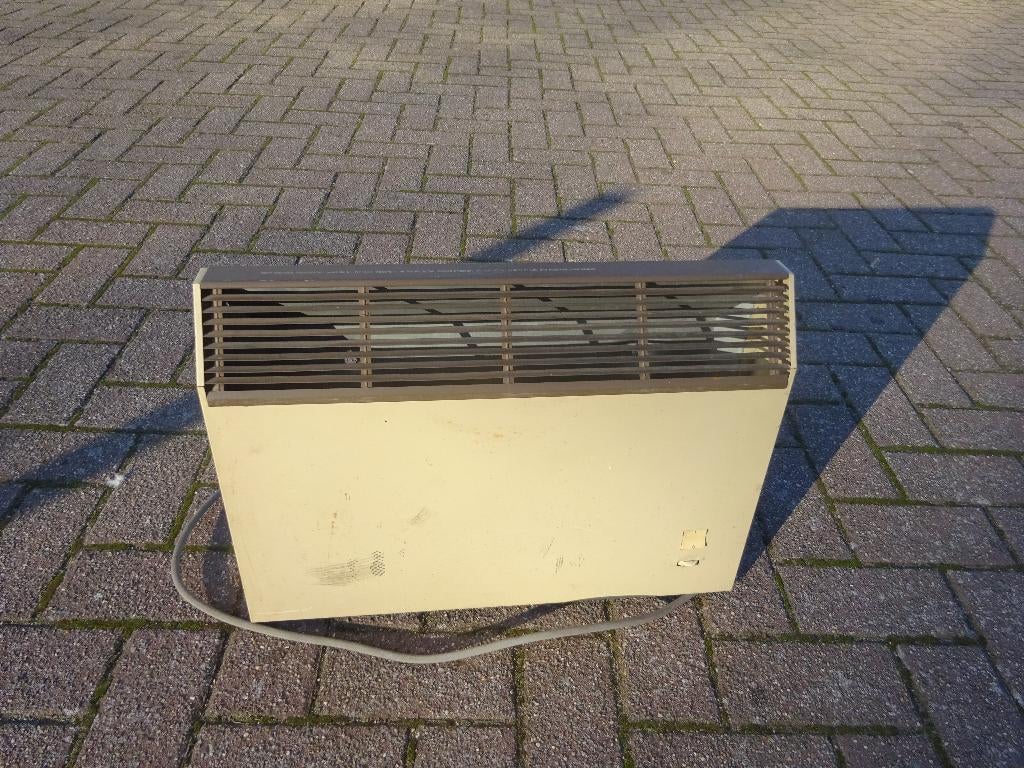 Chauffage électrique, Bricolage & Construction, Chauffage & Radiateurs, Enlèvement, Utilisé, 800 watts ou plus, Radiateur