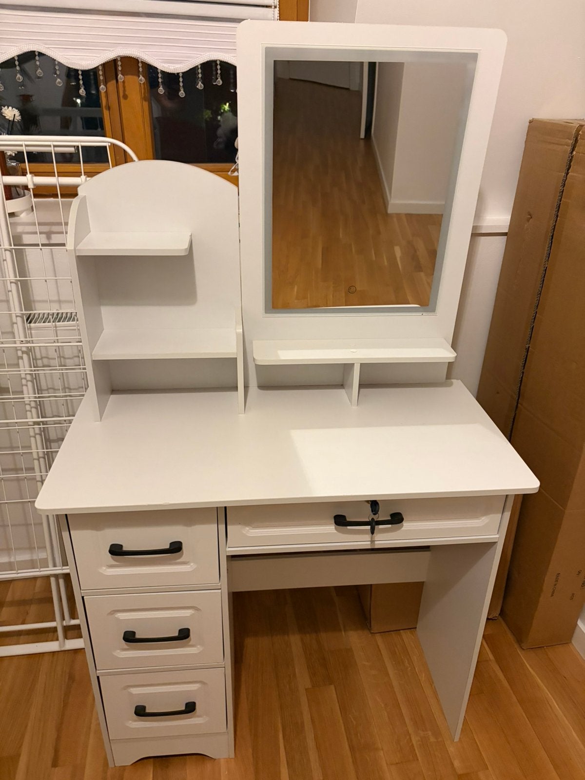 Bureau + coiffeuse ados, Ophalen, Gebruikt