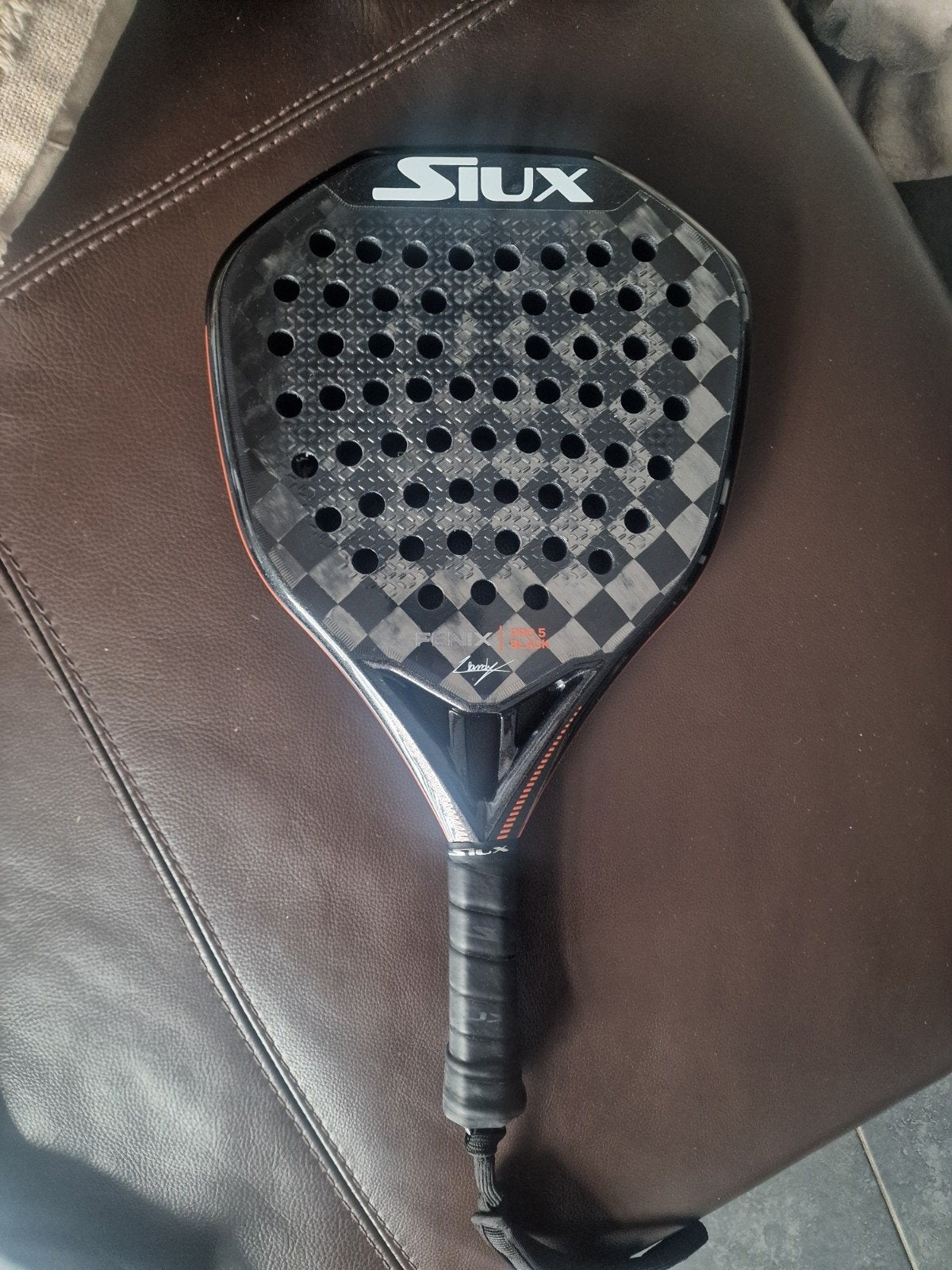 2 padelrackets siux fenix pro & head extreme pro, Ophalen